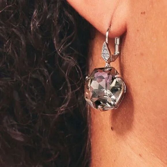 Stella & Dot Smoke Droplet Earrings NWT - Picture 2 of 6